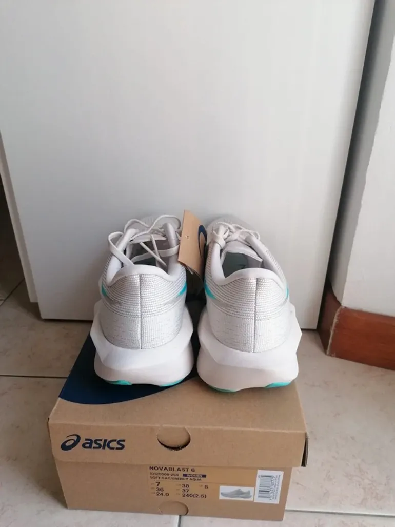 Brugt Asics Novablast 6 bike — billede 5 af 7