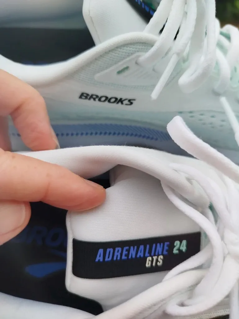 Brooks Adrenaline GTS 24 bike usato — immagine 2 di 8