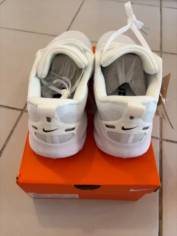 Gebrauchtes Nike Vomero 18 bike — Bild 3 von 3