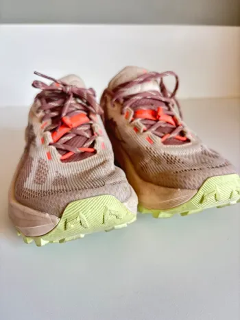 Gebrauchtes Asics Trabuco 14 Running Shoes