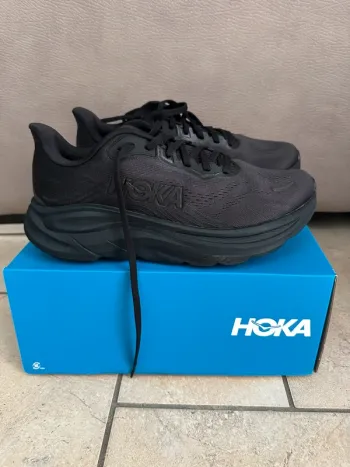 Gebrauchtes Hoka Clifton 11 Running Shoes