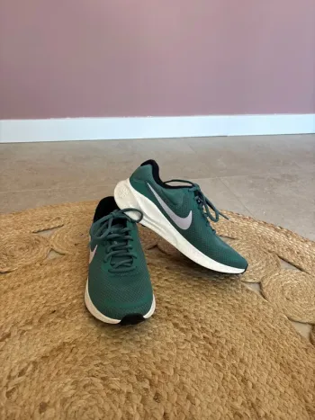 Używany Rose Nike Basket Running Shoes