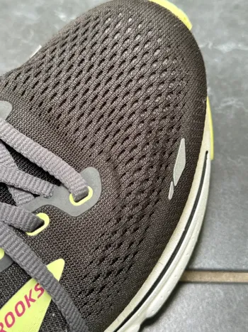 Used Brooks Ghost 15 bike — image 8 of 9