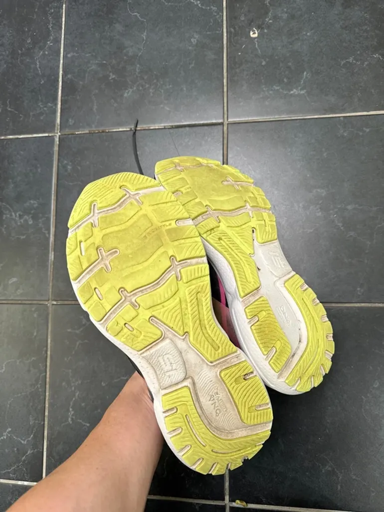 Used Brooks Ghost 15 bike — image 6 of 9