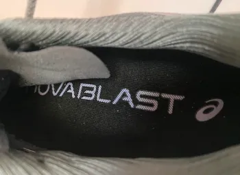 Tweedehands Asics Novablast 3 bike — afbeelding 11 van 12