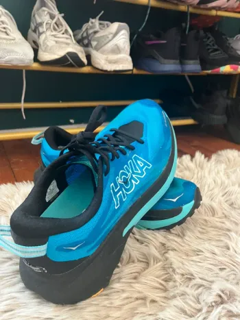 Used Hoka Mafate 5 bike — image 3 of 5