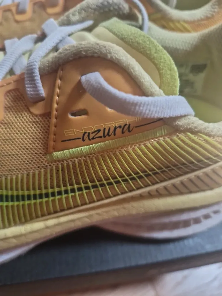 Gebrauchtes Saucony Endorphin Azura bike — Bild 3 von 5
