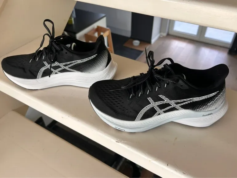 Używany Asics FF Blast+ bike — zdjęcie 2 z 5