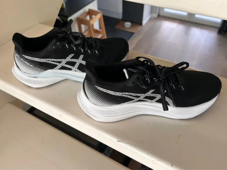 Używany Asics FF Blast+ bike — zdjęcie 3 z 5