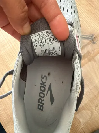 Brooks Ghoast 3 Max bike d'occasion — image 3 sur 4