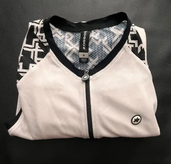 Used Assos Gilet bike — image 2 of 4
