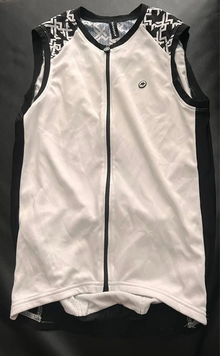 Used Assos Gilet bike — image 3 of 4