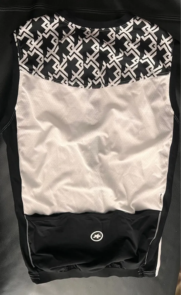 Used Assos Gilet bike — image 4 of 4