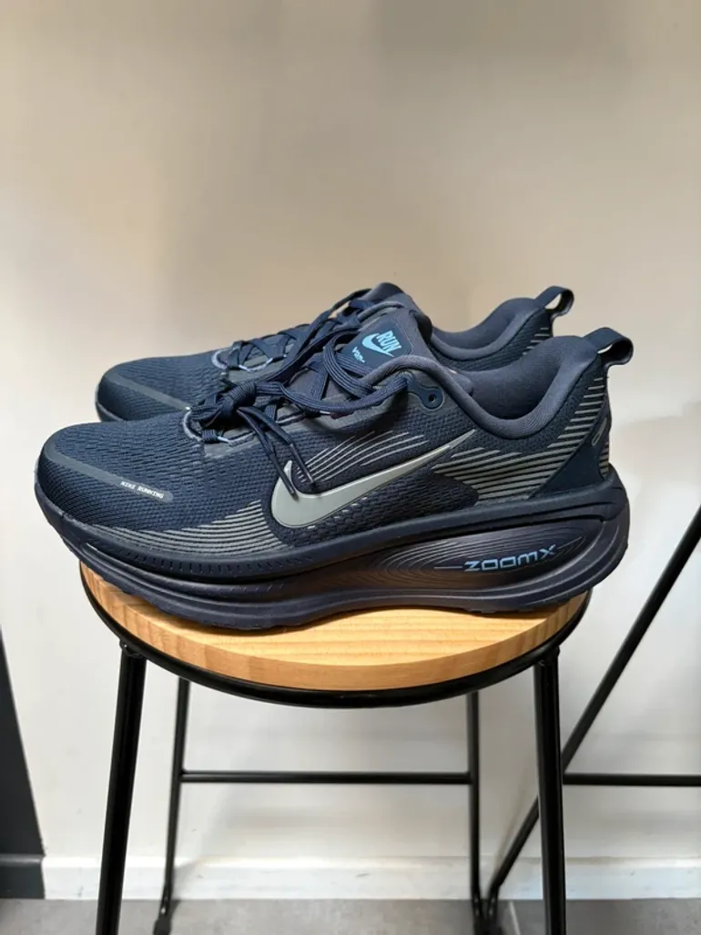 Käytetty Nike Vomero 18 bike — kuva 2 / 7