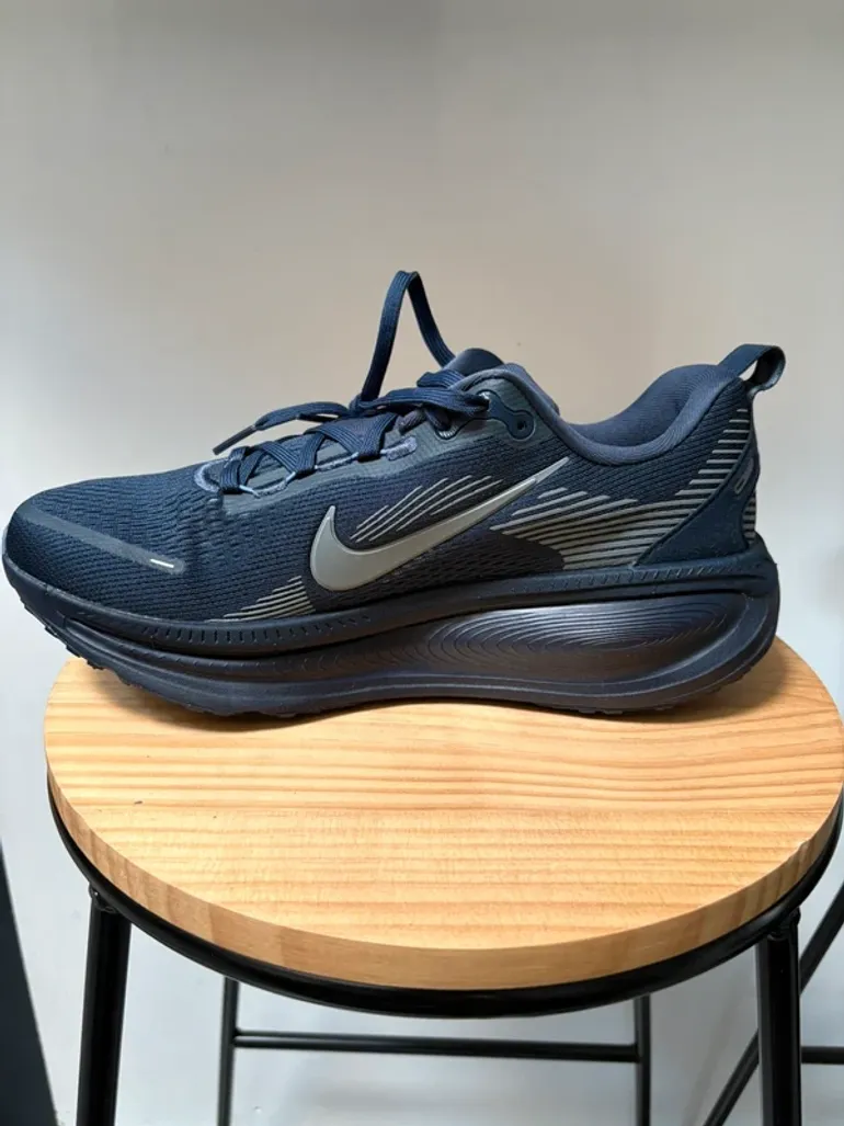 Käytetty Nike Vomero 18 bike — kuva 3 / 7