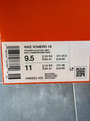 Käytetty Nike Vomero 18 bike — kuva 7 / 7