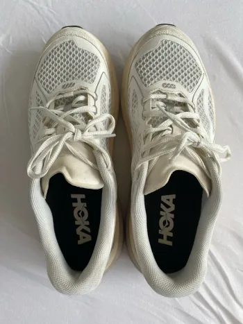 Used Hoka Clifton 9 bike — image 4 of 8