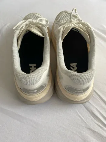 Used Hoka Clifton 9 bike — image 3 of 8