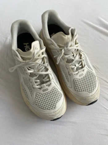 Used Hoka Clifton 9 bike — image 2 of 8