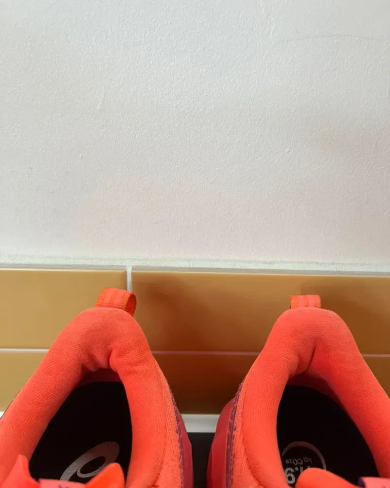 Asics Novablast 5 bike de segunda mano — imagen 11 de 12