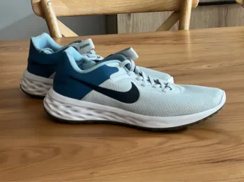 Nike Running Shoes Running Shoes usato