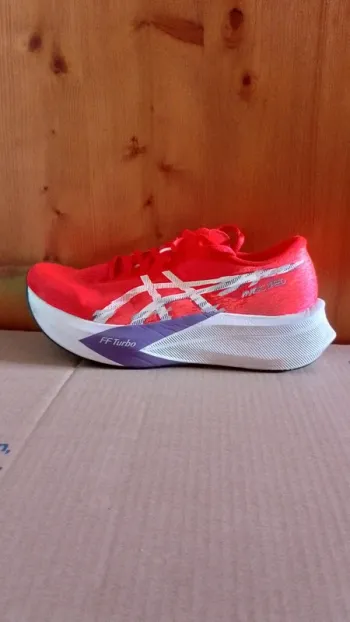 Used Asics Magic Speed 4 bike — image 2 of 2