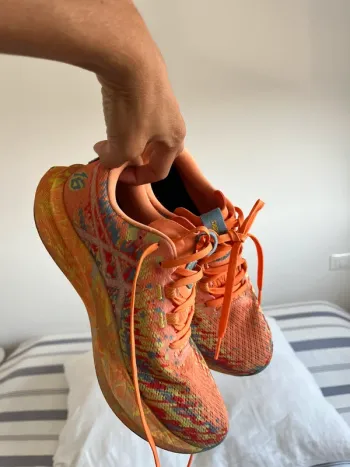 Używany Asics Noosa Tri 16 Running Shoes