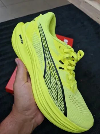 Używany Deviate Nitro Running Shoes