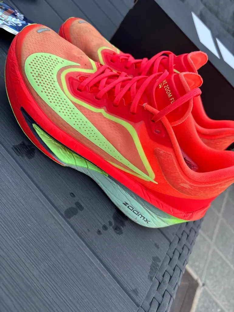 Używany Nike Zoom Fly 6 bike — zdjęcie 3 z 4