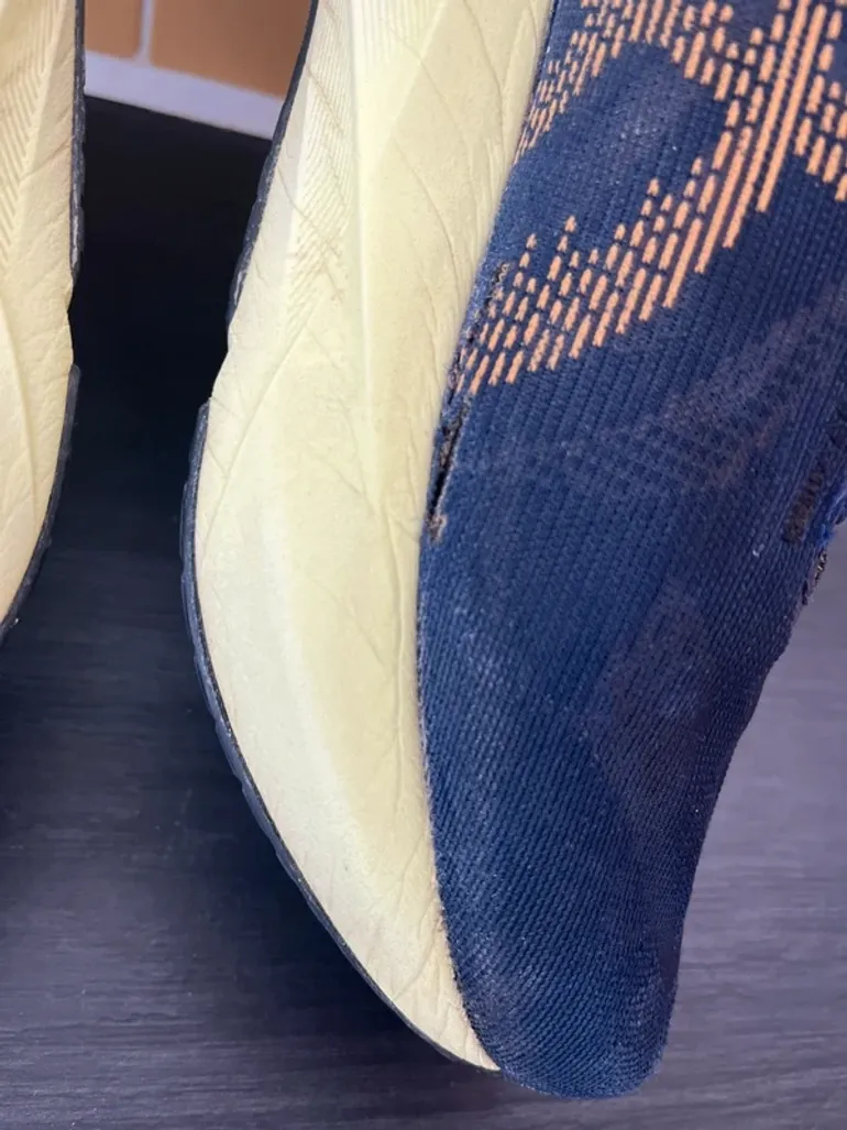 Asics Novablast 5 bike de segunda mano — imagen 6 de 15