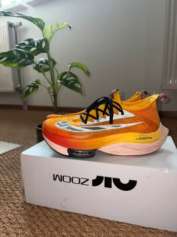 Nike Alphafly Next% Running Shoes usato