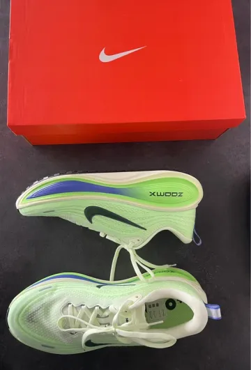 Used Pegasus Vomero Plus Running Shoes