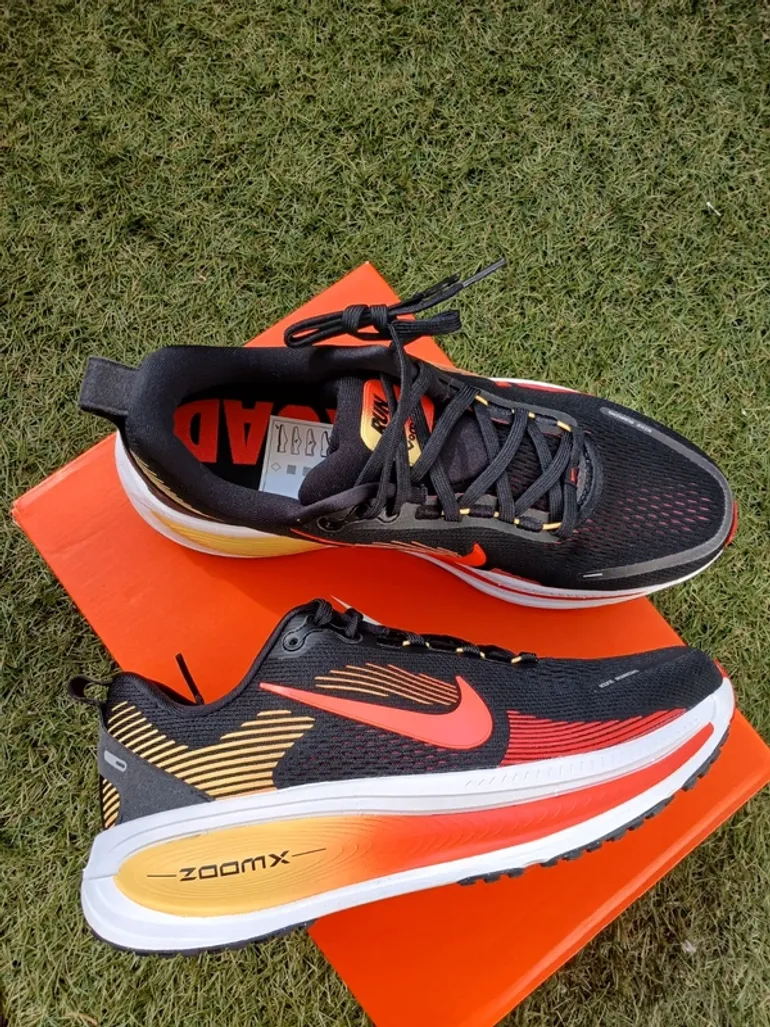 Used Nike Vomero 18 bike — image 2 of 12