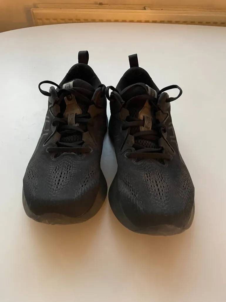 Used Asics Gel-Cumulus 25 bike — image 2 of 8