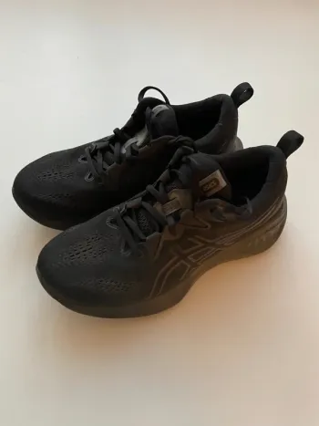 Brugt Asics Gel-Cumulus 25 Running Shoes