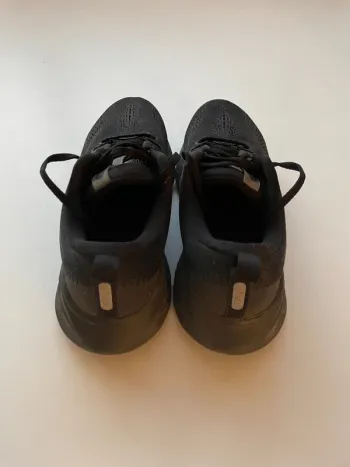 Used Asics Gel-Cumulus 25 bike — image 4 of 8