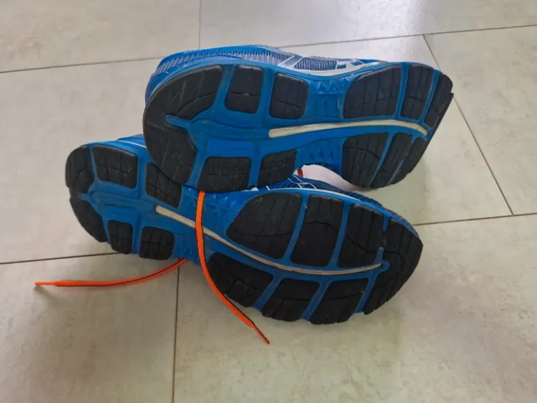 Used Asics GEL-Ziruss 2 bike — image 7 of 8