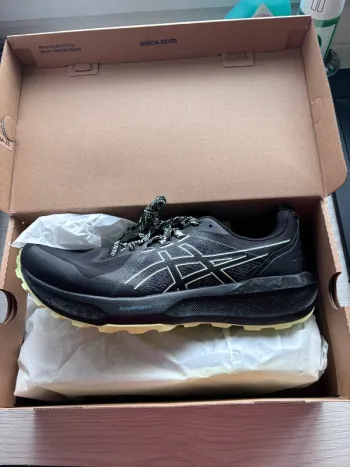 Used Asics Trail Running Shoes