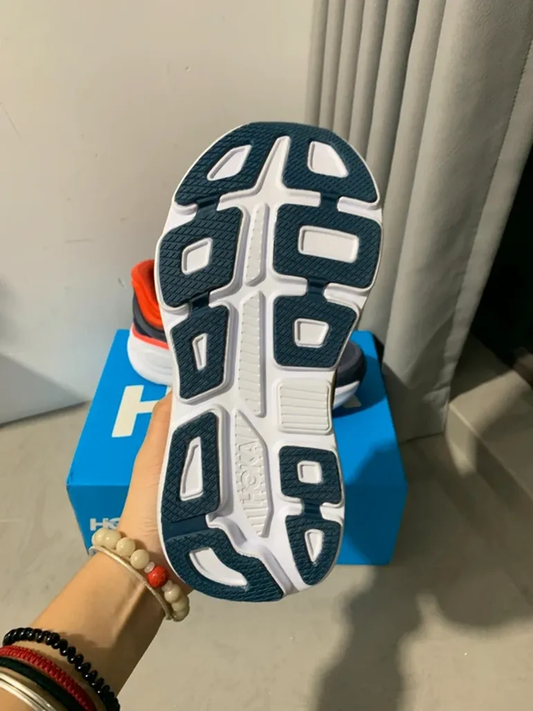 Used Hoka Bondi 9 bike — image 2 of 6