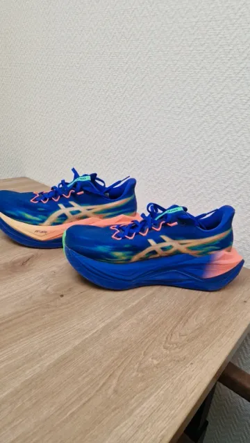 Used Asics Superblast 3 Running Shoes