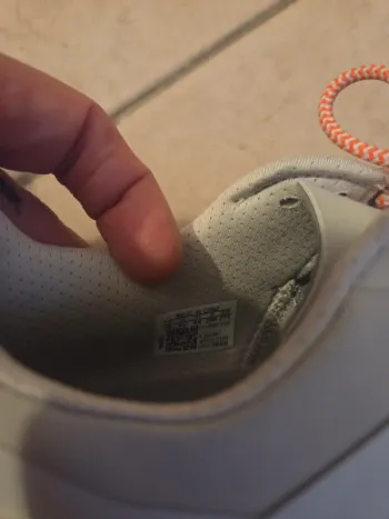 Used Adidas Hyperboost bike — image 7 of 7