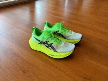 Used Decathlon Megablast Running Shoes