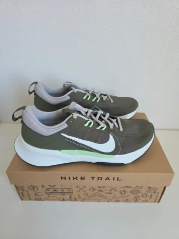 Used Nike Juniper Trail 2 bike — image 2 of 9