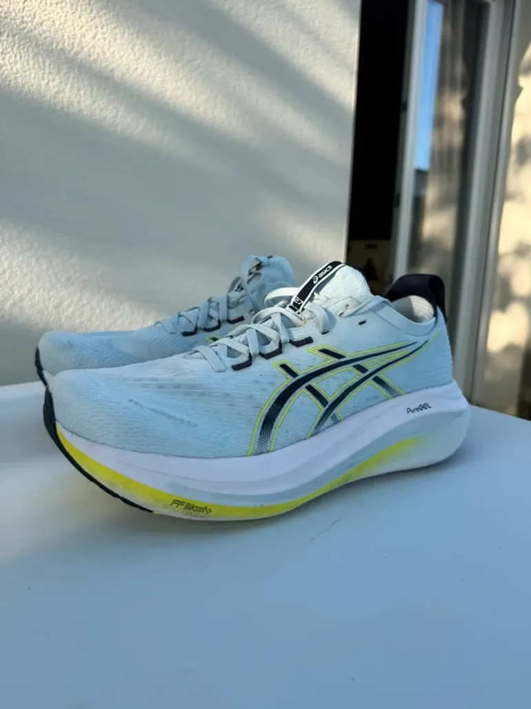 Używany Asics Nimbus 27 bike — zdjęcie 2 z 6