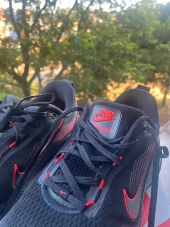 Używany Nike Vomero 18 bike — zdjęcie 3 z 5
