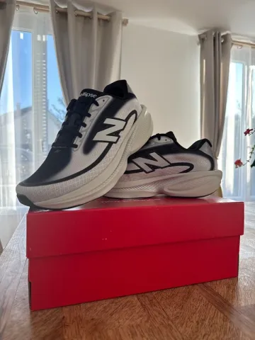 Used New Balance Ellipse V1 Running Shoes