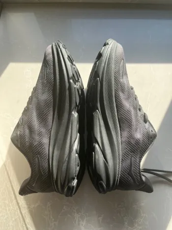 Tweedehands Hoka Clifton 9 bike — afbeelding 4 van 4