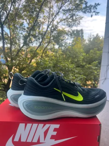 Gebrauchtes Nike Vomero Plus Running Shoes