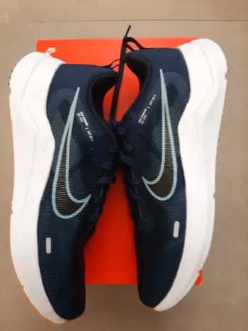 Używany Nike Running Shoes bike — zdjęcie 2 z 6
