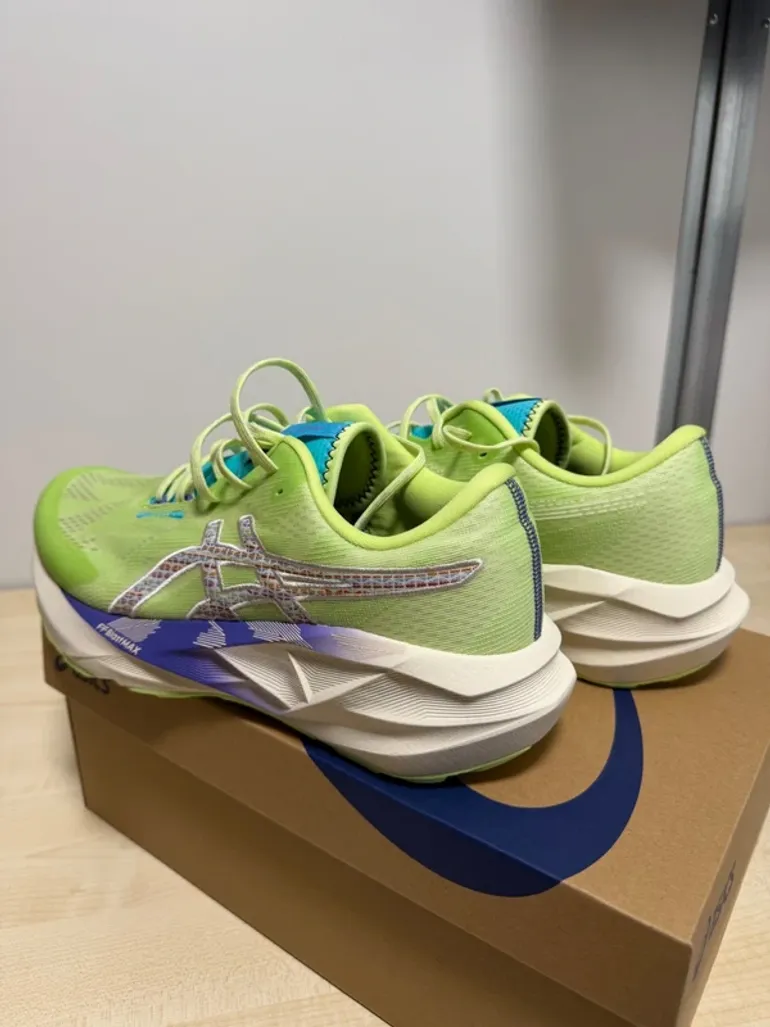 Asics Novablast 5 TR bike de segunda mano — imagen 3 de 14